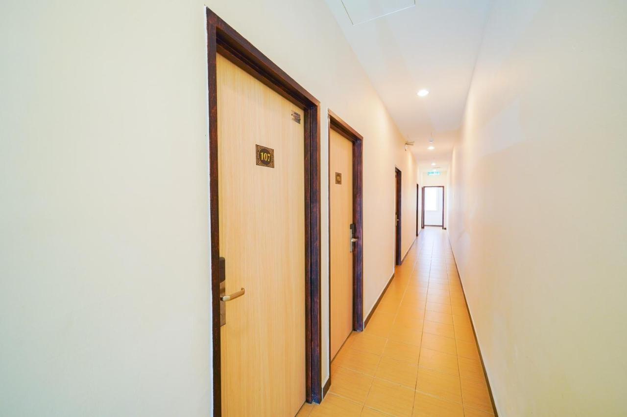 Cmn Hotel & Homestay Сунгай Петани Екстериор снимка