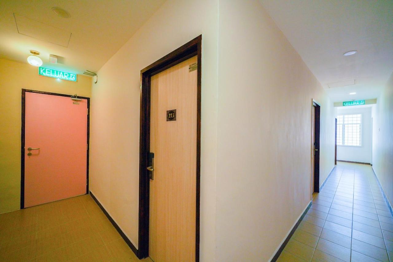 Cmn Hotel & Homestay Сунгай Петани Екстериор снимка