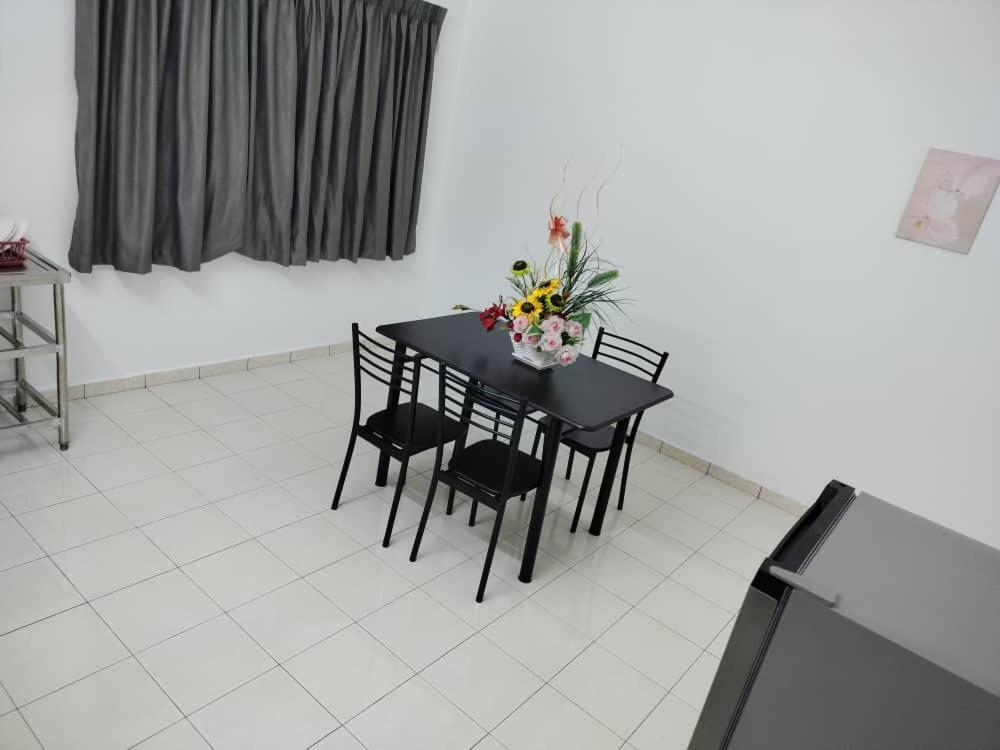 Cmn Hotel & Homestay Сунгай Петани Екстериор снимка