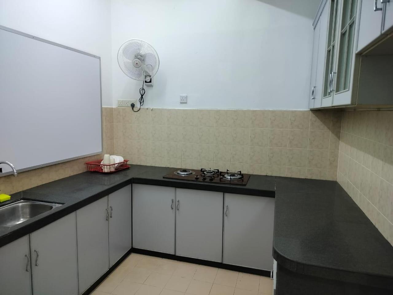 Cmn Hotel & Homestay Сунгай Петани Екстериор снимка