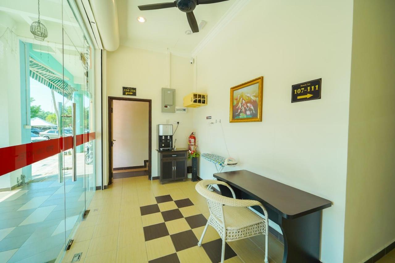 Cmn Hotel & Homestay Сунгай Петани Екстериор снимка